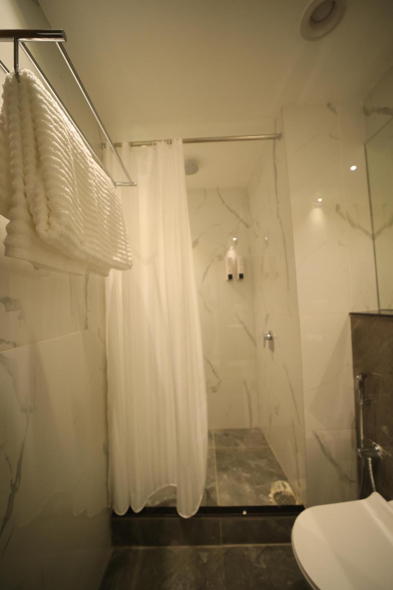 Hotel MariGold Bhubaneswar Zimmer foto